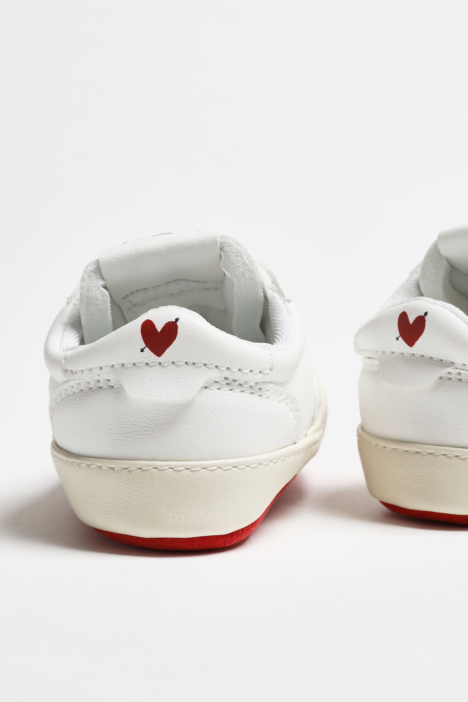 Sneaker Baby Low Heart in WeiB