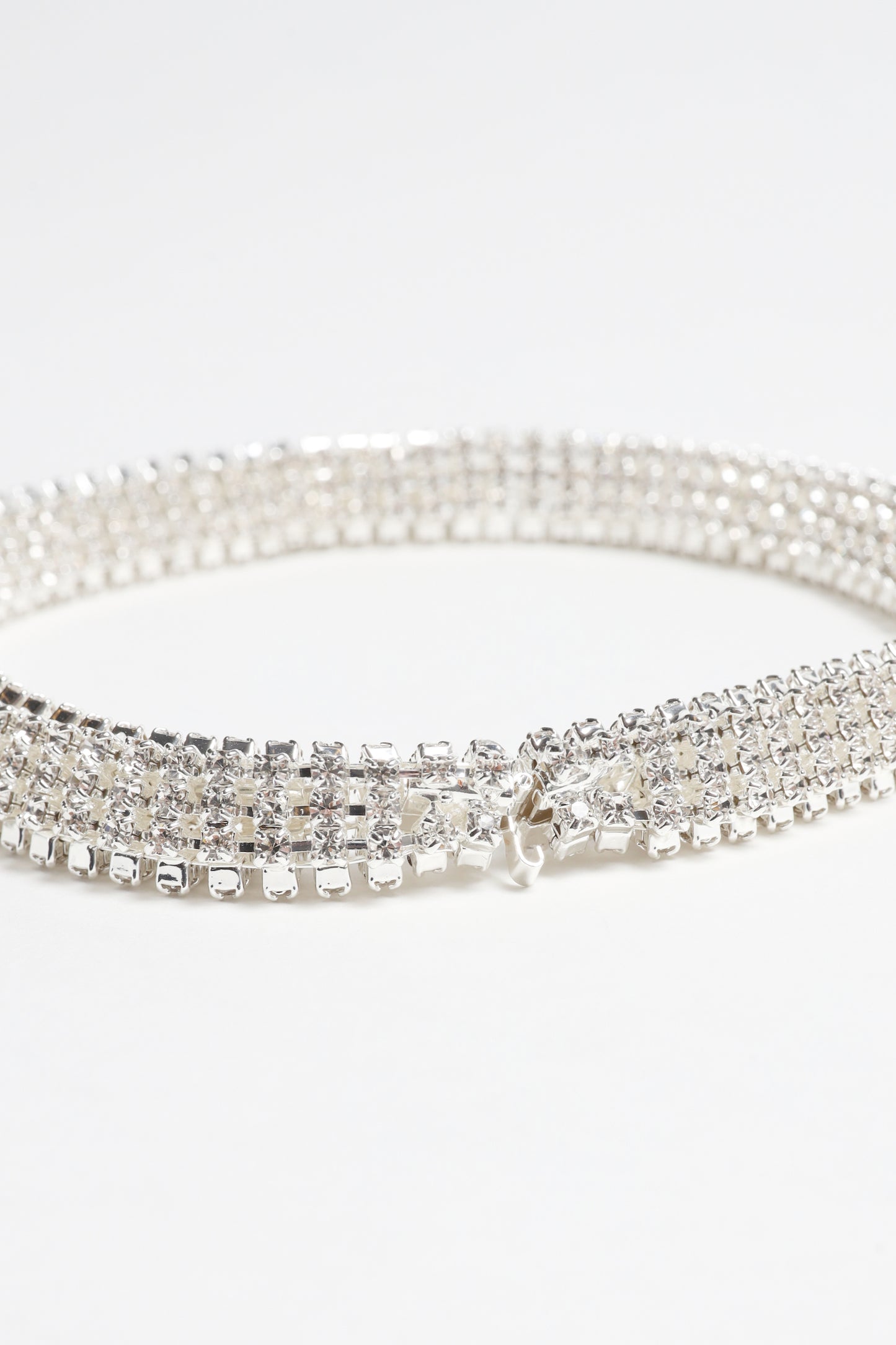 Halskette mit Kristallen in SilberMagda Butrym - Anita Hass