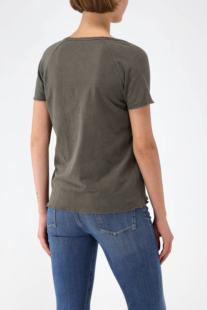 T-Shirt Soft Raglan in PlatoonJames Perse - Anita Hass