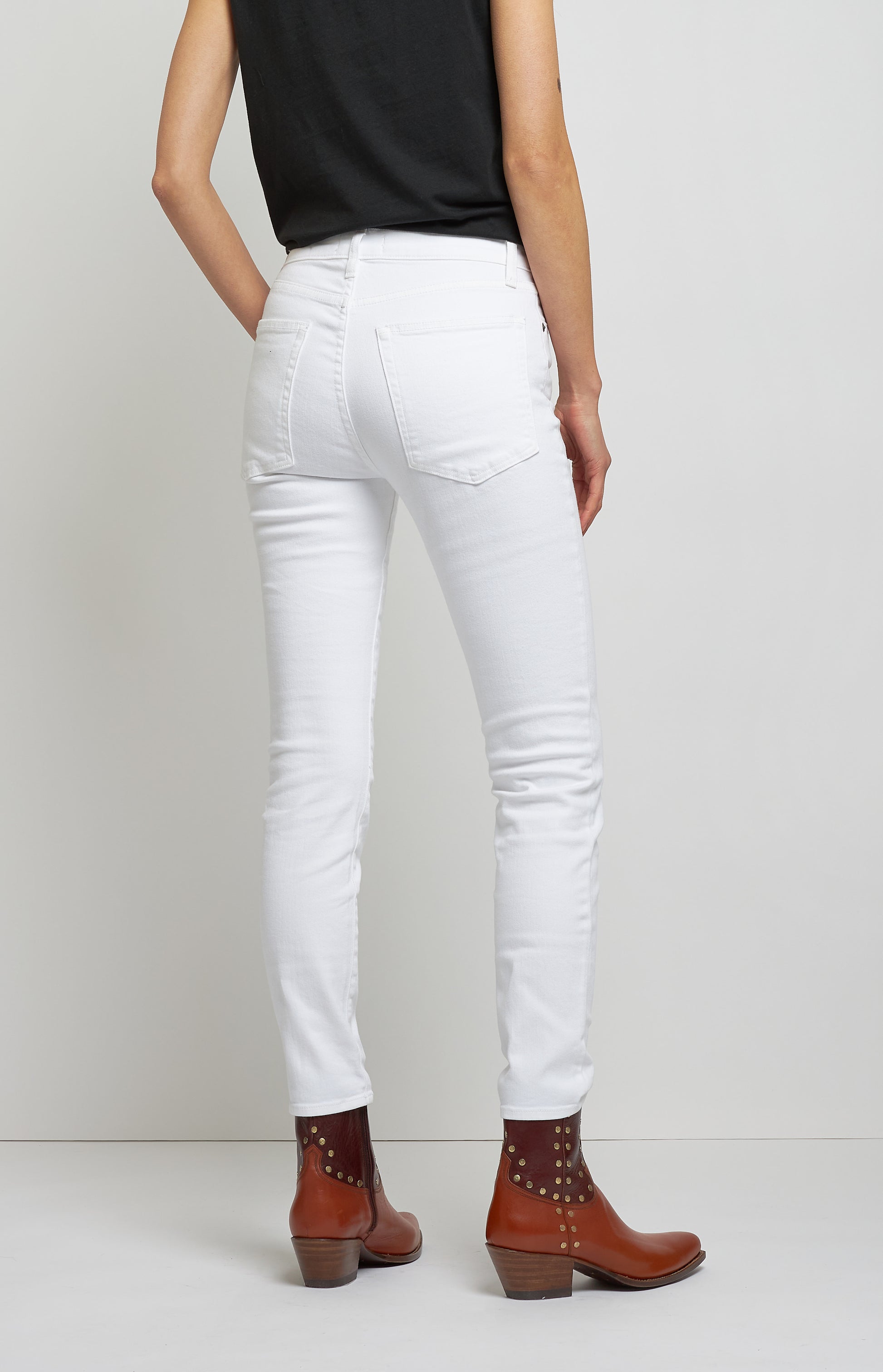 Jeans Mid Rise in White WashNili Lotan - Anita Hass