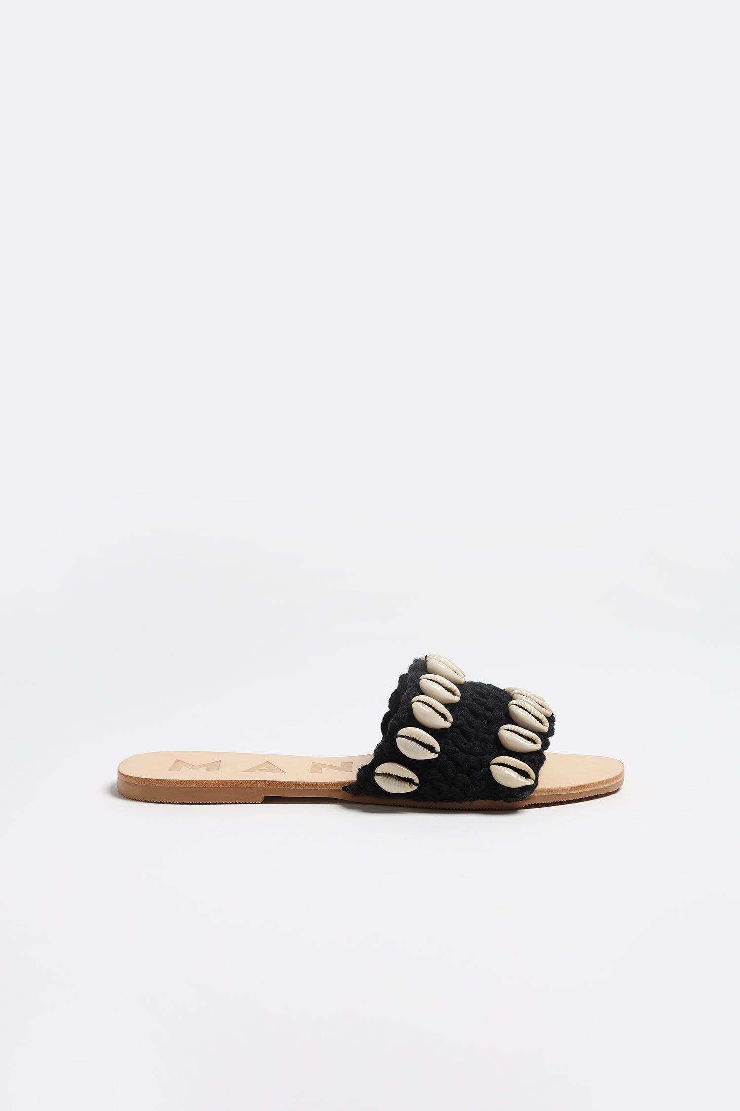 Sandale Yucatán in Schwarz Shells Manebi