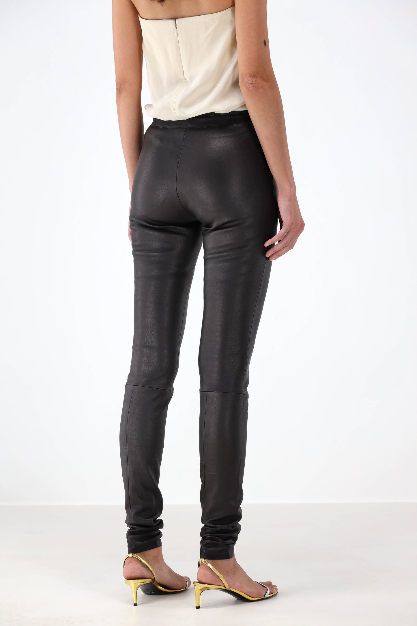 Lederhose Carolyn in Noir Stouls